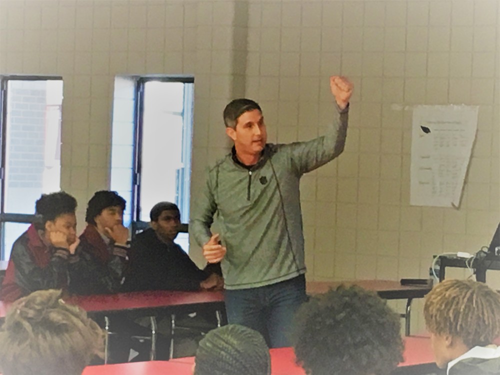 SPEAKER-PAUL VITALE VISITS DHS